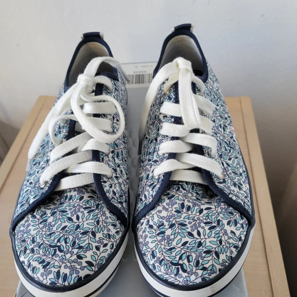 Blue Pr!vo By Clarks Tangelo Floral Sneakers (size: 8M) - Picture 4 of 16